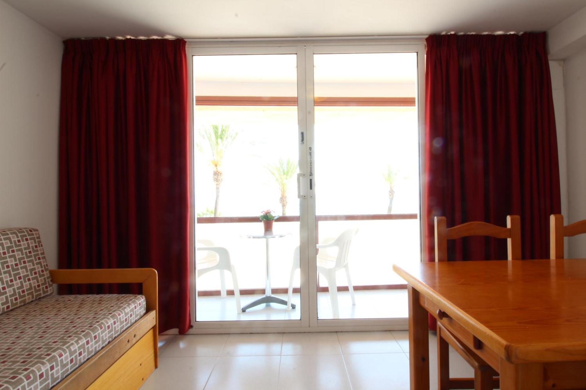 Apartaments El Sorrall 布拉内斯 客房 照片
